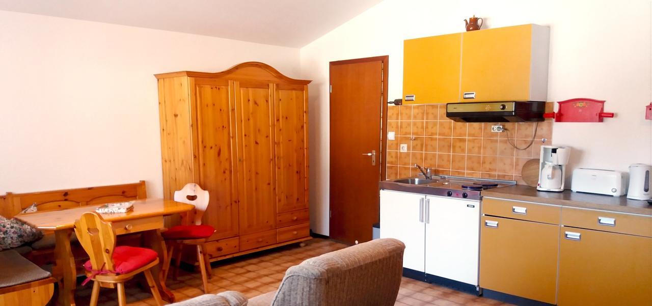 Camping Alpenwelt Hotel Tannheim Buitenkant foto